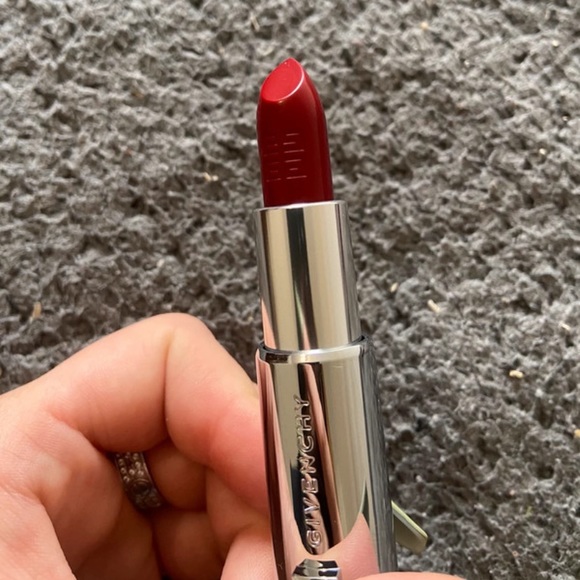 Givenchy Other - Givenchy Le rouge lipstick 333 l’interdit